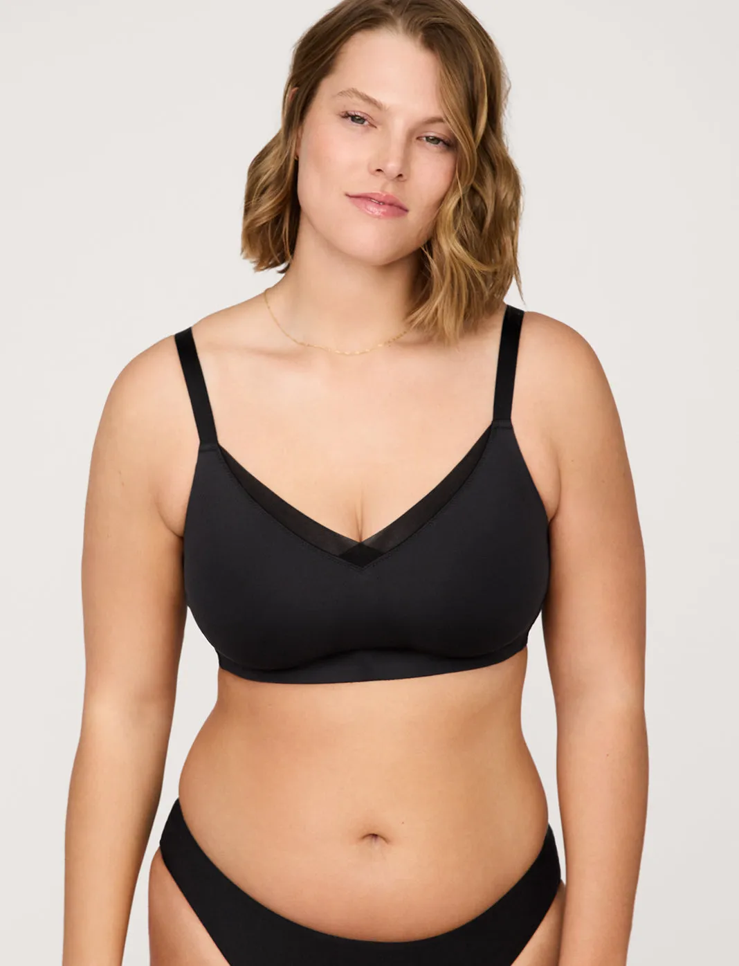 24/7® Classic Wireless Crossover Minimizer Bra