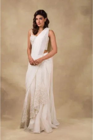 Amaya Sari