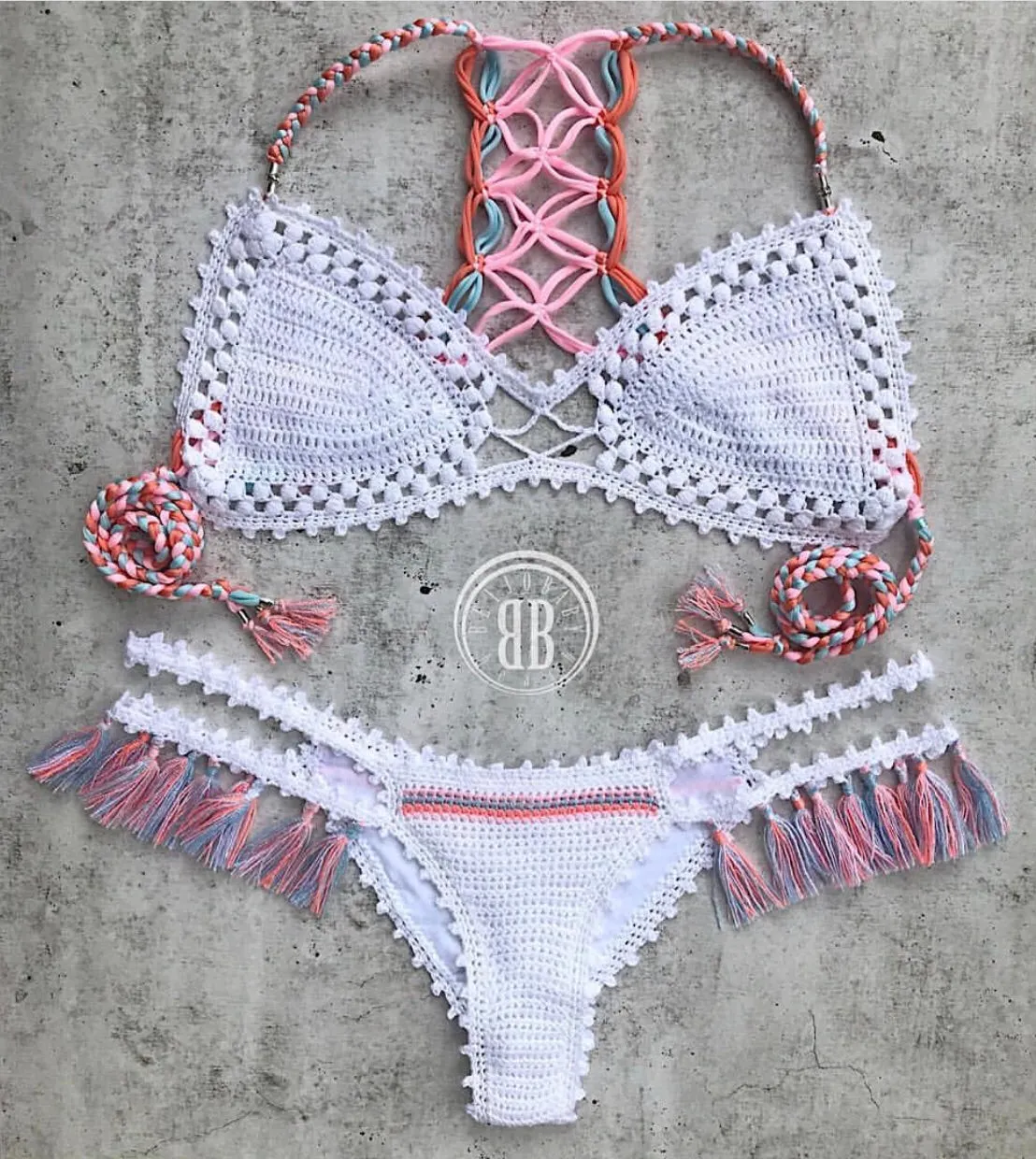 Amor bikini