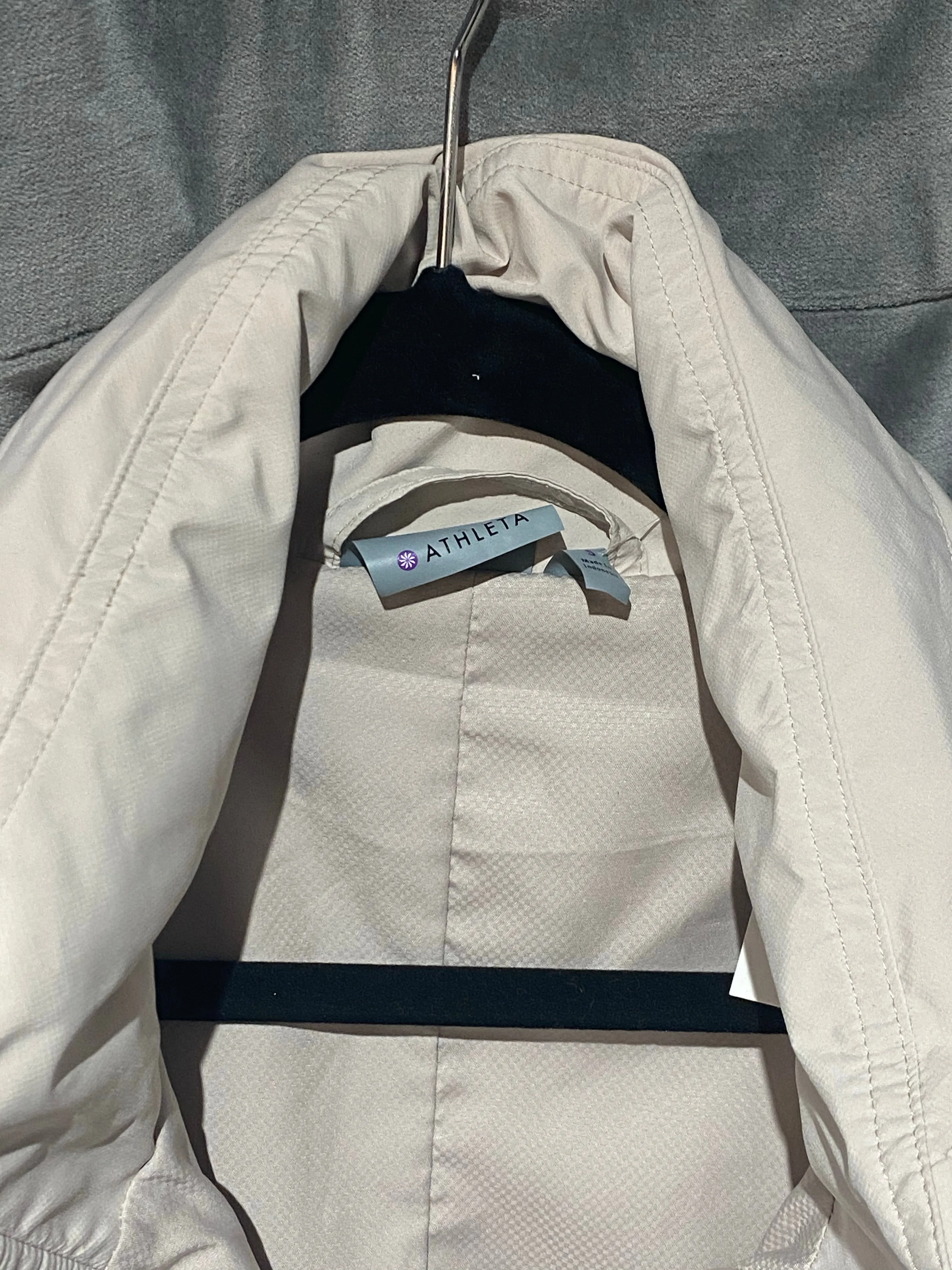 Athleta Beige Cinched Waist Rain Jacket