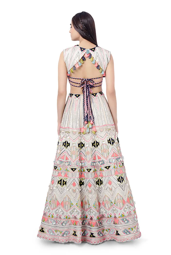 Basira Lehenga