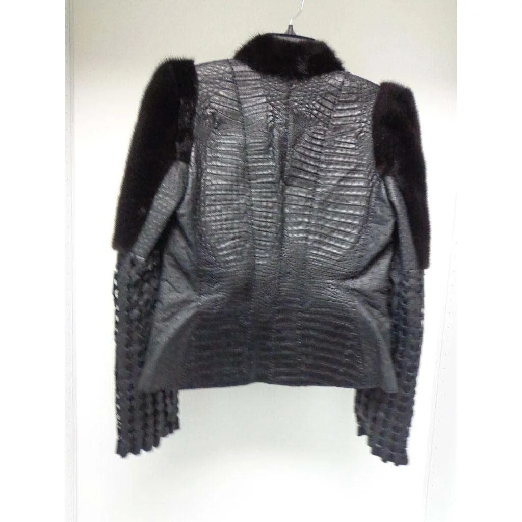 BLACK LEATHER JACKET
