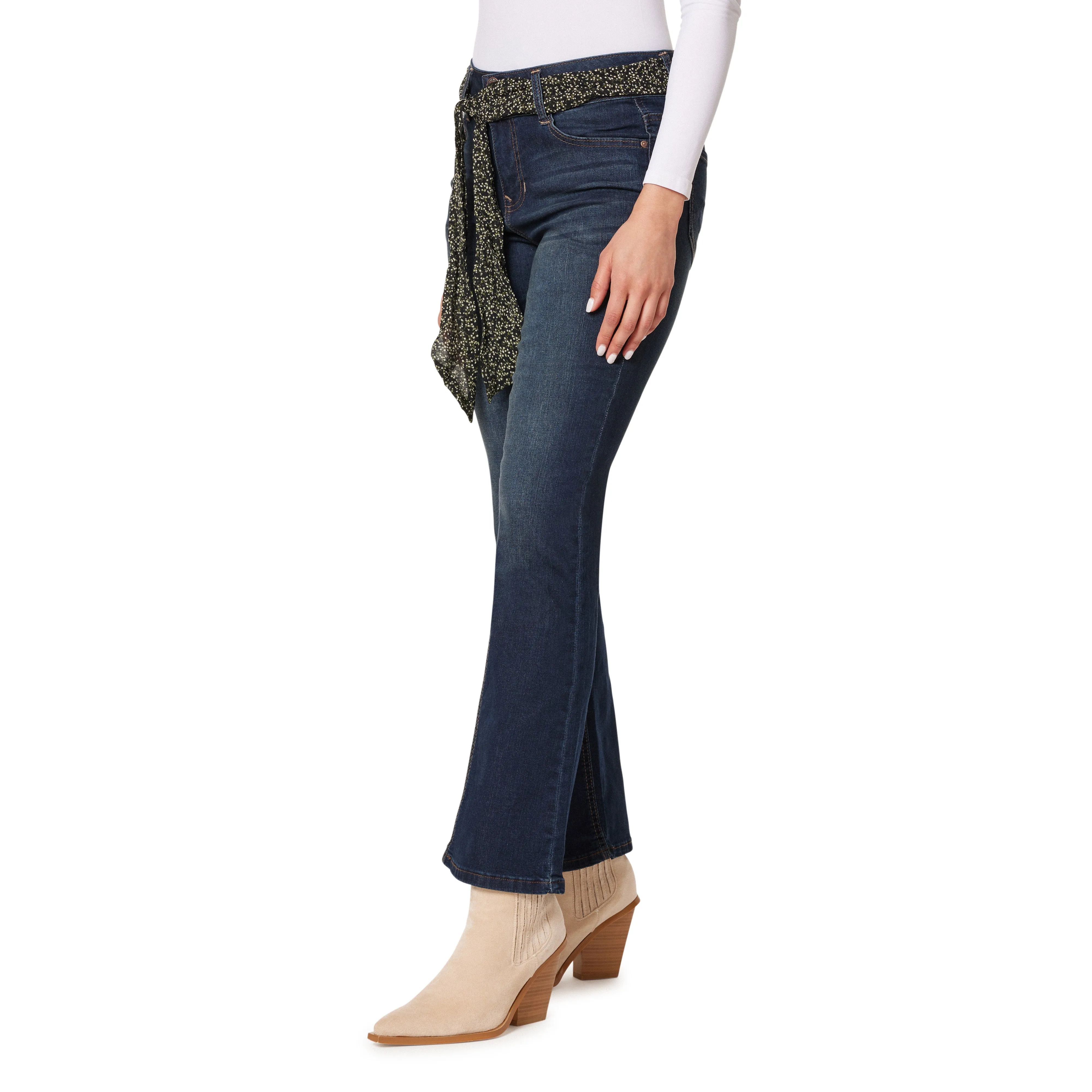 Curvy Bootcut Mid-Rise Jeans (Regular)