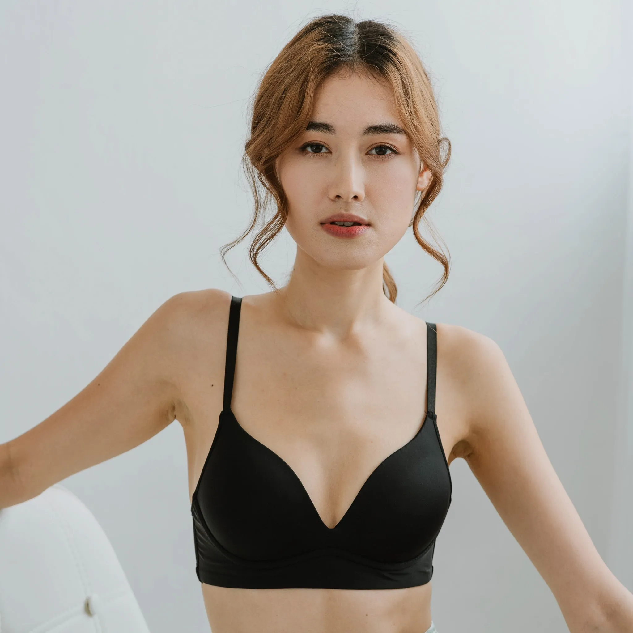 Everyday Carefree Midi Wireless T-Shirt Bra in Black (Size M Only)