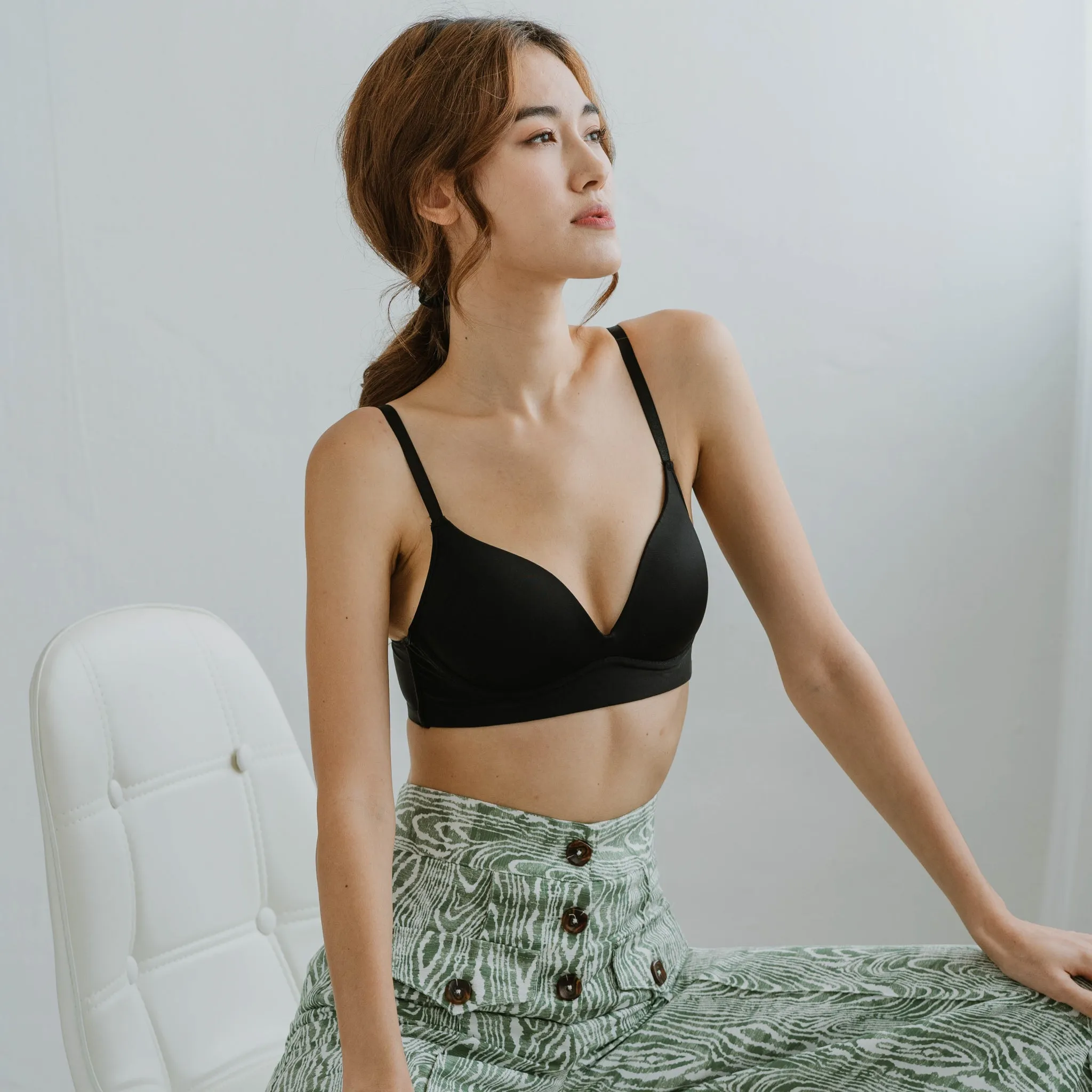 Everyday Carefree Midi Wireless T-Shirt Bra in Black (Size M Only)