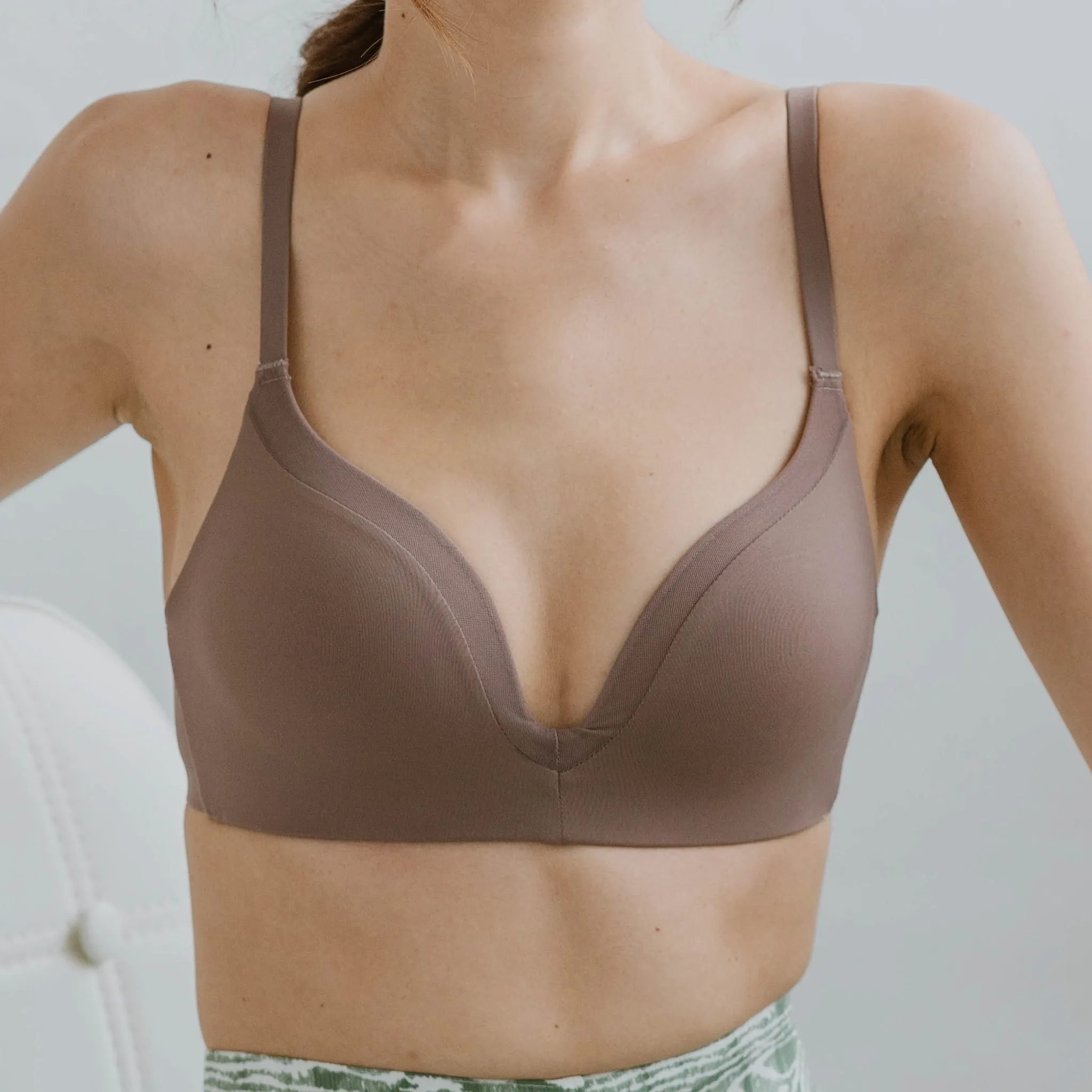 Everyday Comfort Seamless Wireless T-Shirt Bra in Coffee (Size XL)