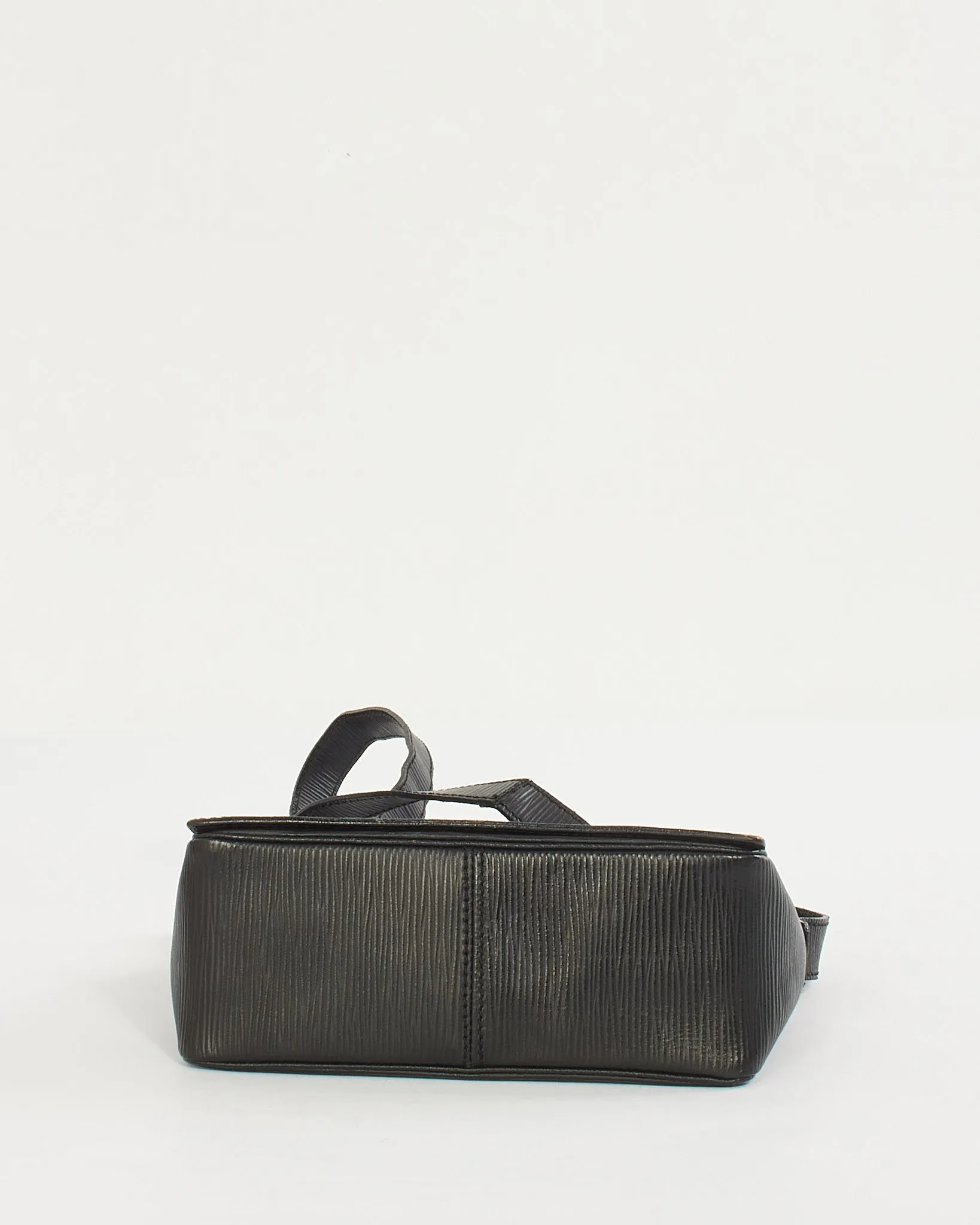 Fendi Vintage Black Epi Leather Shoulder Bag