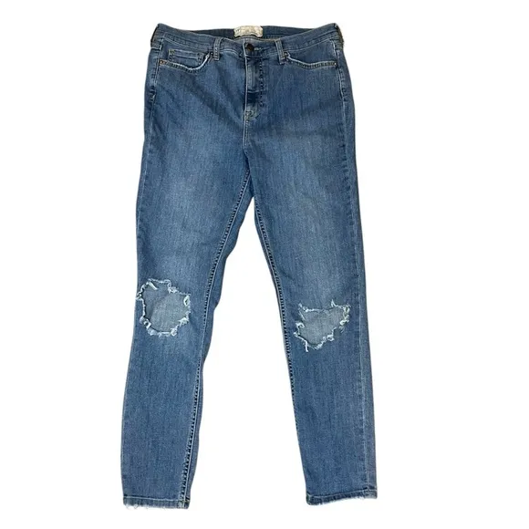 FREE PEOPLE | High Rise Busted Knee Skinny Jeans Size 31R