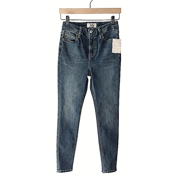𝅺free People Size 26 Blue Stretch Skinny Jeans