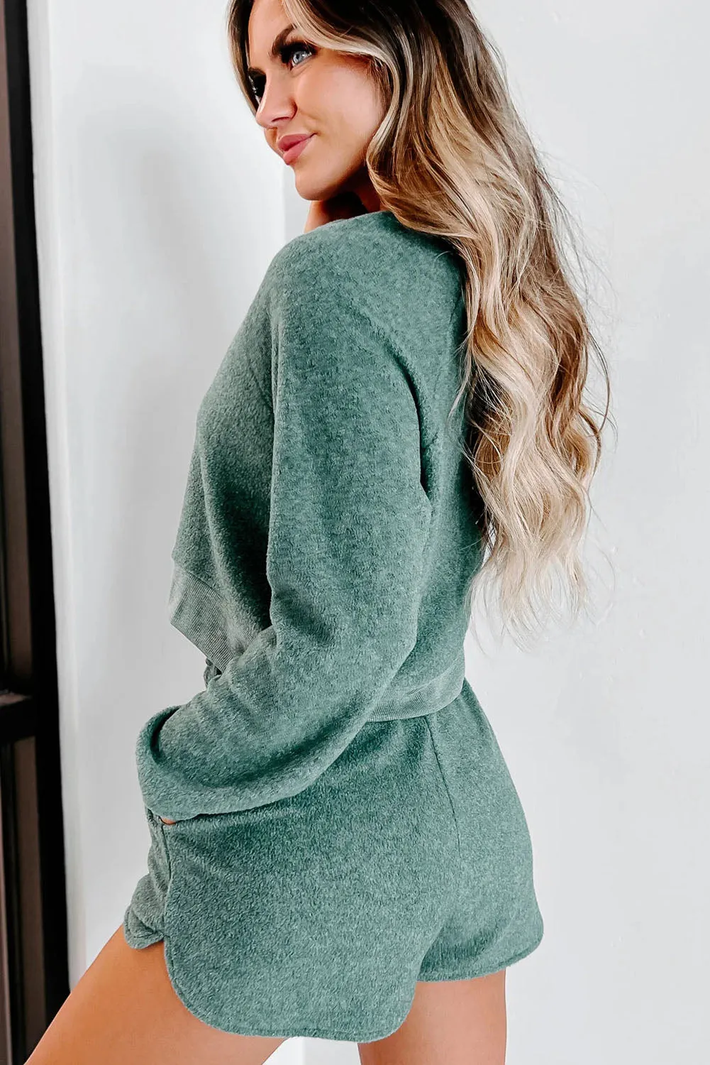 Green Fleece Two-piece Cropped Pullover and Shorts Set