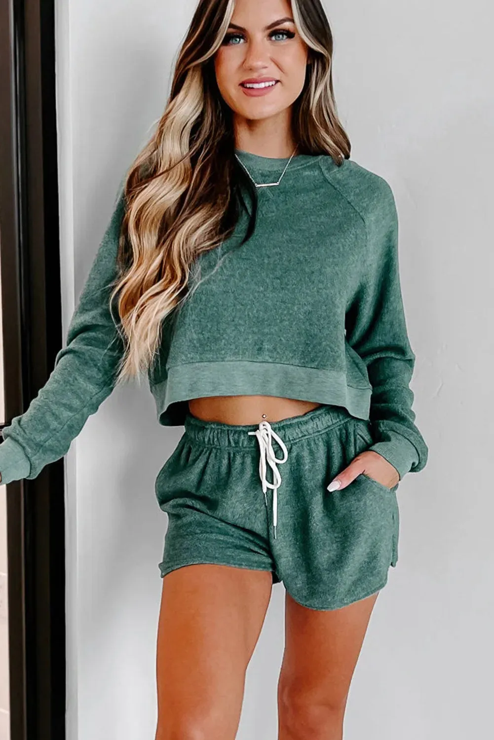 Green Fleece Two-piece Cropped Pullover and Shorts Set