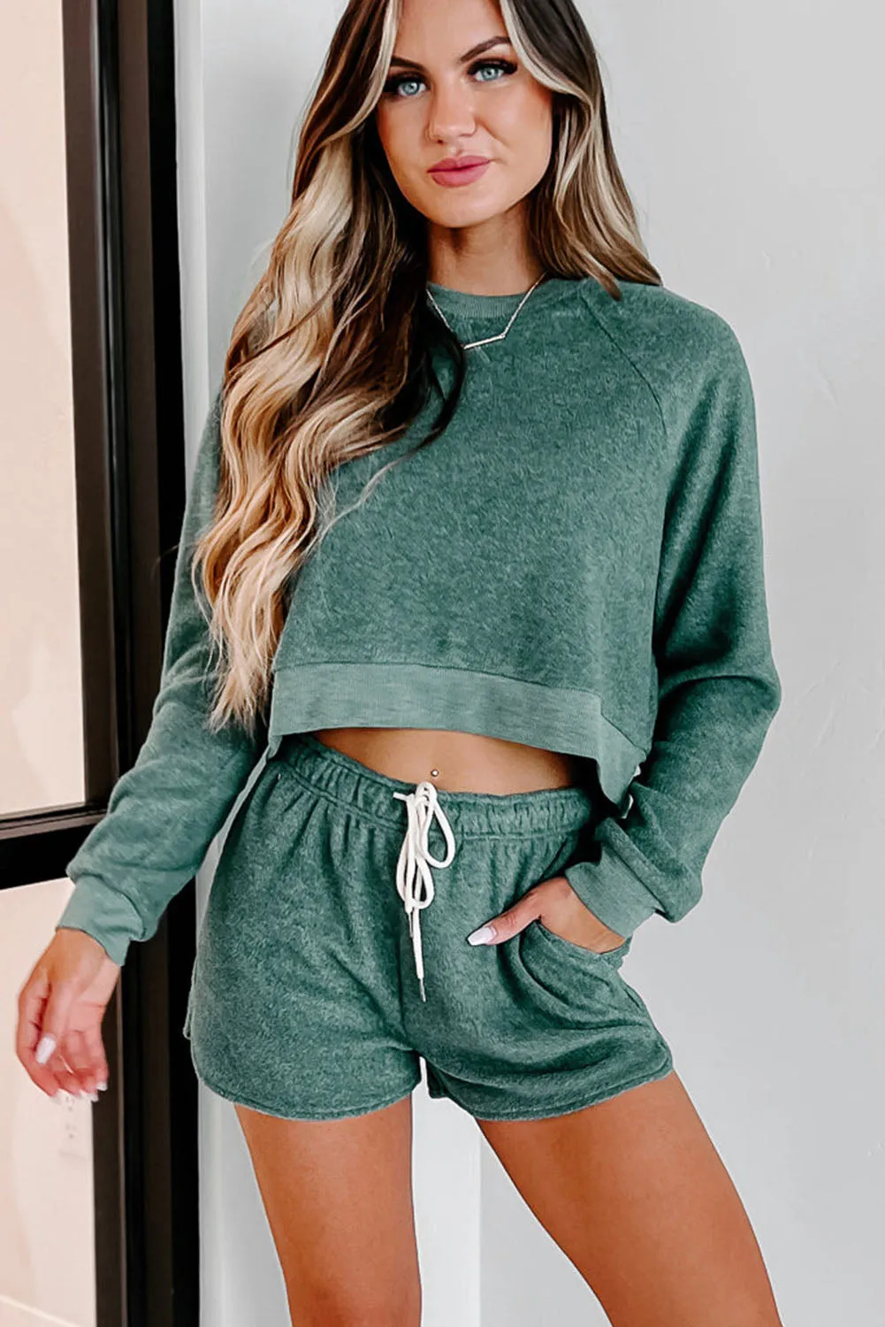 Green Fleece Two-piece Cropped Pullover and Shorts Set