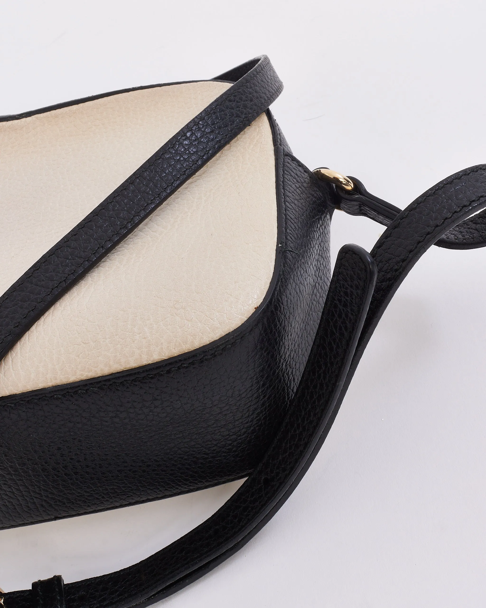 Gucci White and Black Leather GG Soho Disco Crossbody Bag