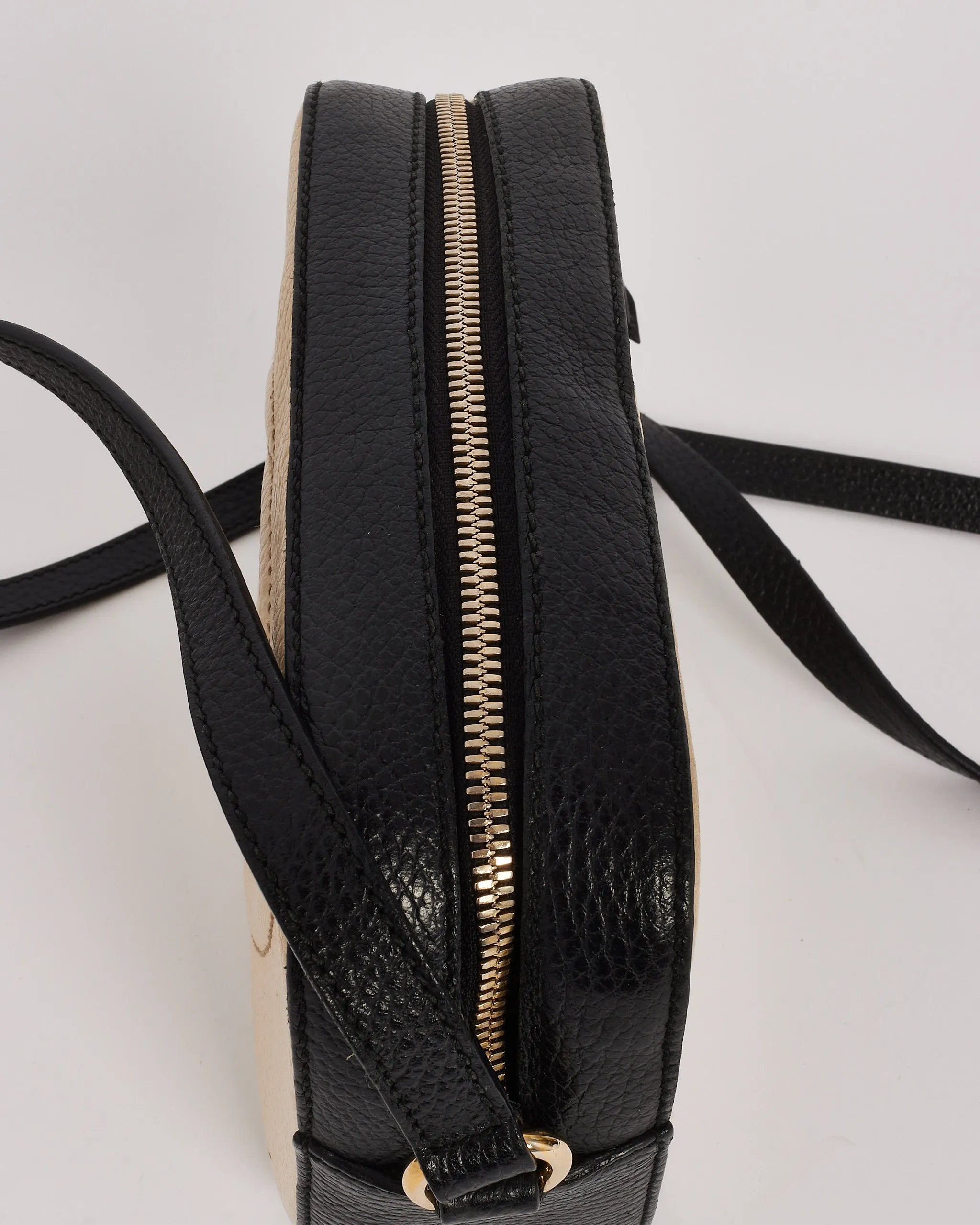 Gucci White and Black Leather GG Soho Disco Crossbody Bag