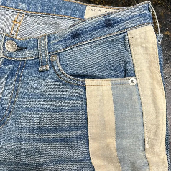 🎉Host Pick🎉 Rag &amp; Bone Relay Jeans Made in USA Size 26