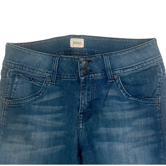 Hudson Beth Mid Rise Baby Boot Cut Jeans | Size 29 | Medium Blue Wash