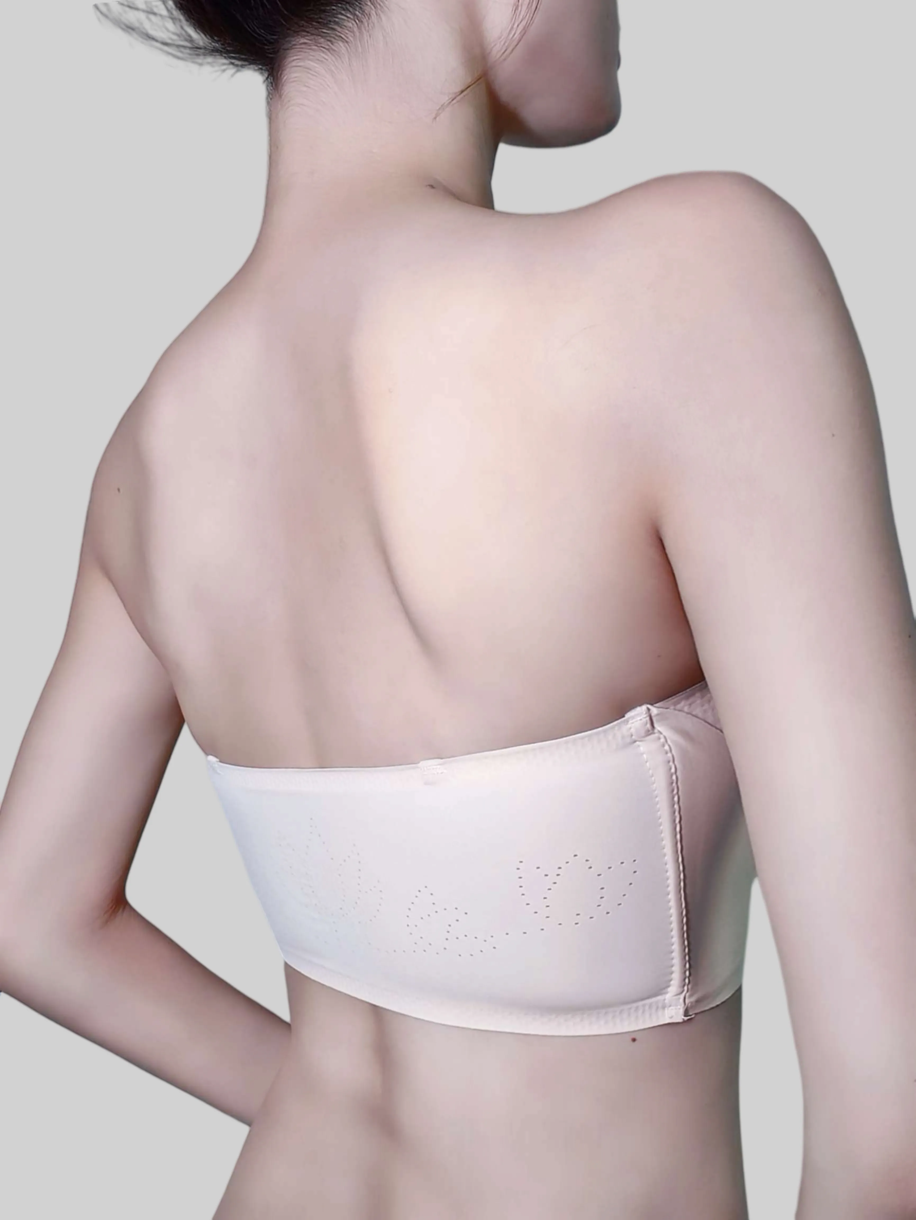 Invisible, Strapless, Front-Clasp Push-Up Bra