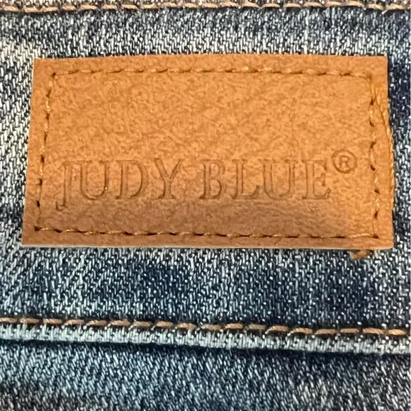 Judy Blue size 20W in excellent condition.