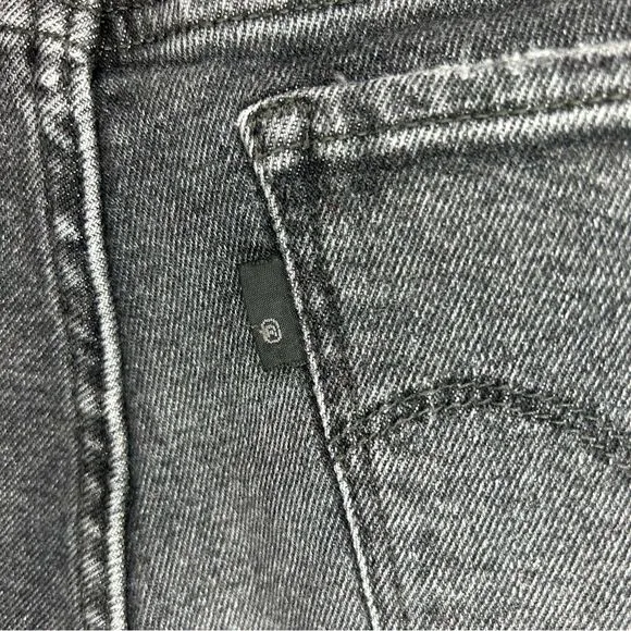Levi’s 711 Skinny dark gray distressed raw hem jeans women’s size 27