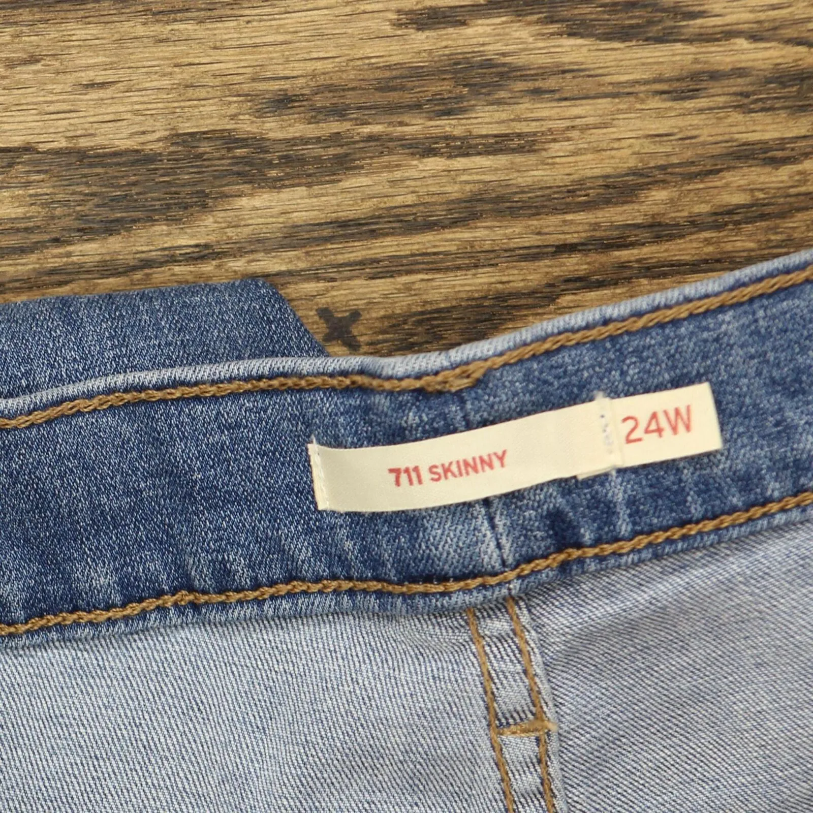 Levi's Women's Plus-Size 711 Skinny Jeans 362550064