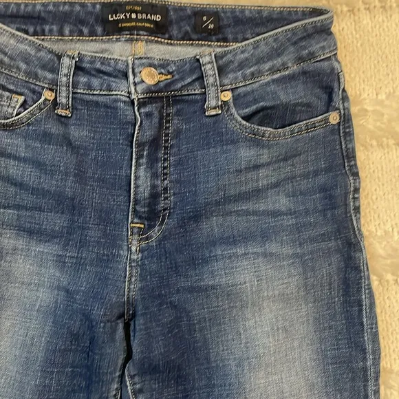 Lucky brand jeans Hayden sculpting skinny 5 pockets blue denim women’s size 6 28