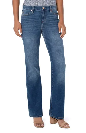 Lucy Bootcut Jeans in Yuba