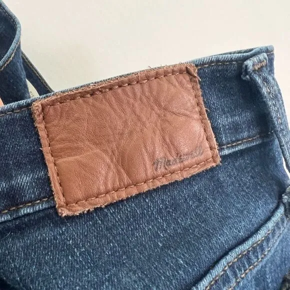 Madewell 10&quot; High Rise Skinny Jean Size 26 - Classic Quality Madewell Jeans