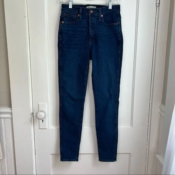 Madewell 10&quot; High Rise Skinny Jean Size 26 - Classic Quality Madewell Jeans
