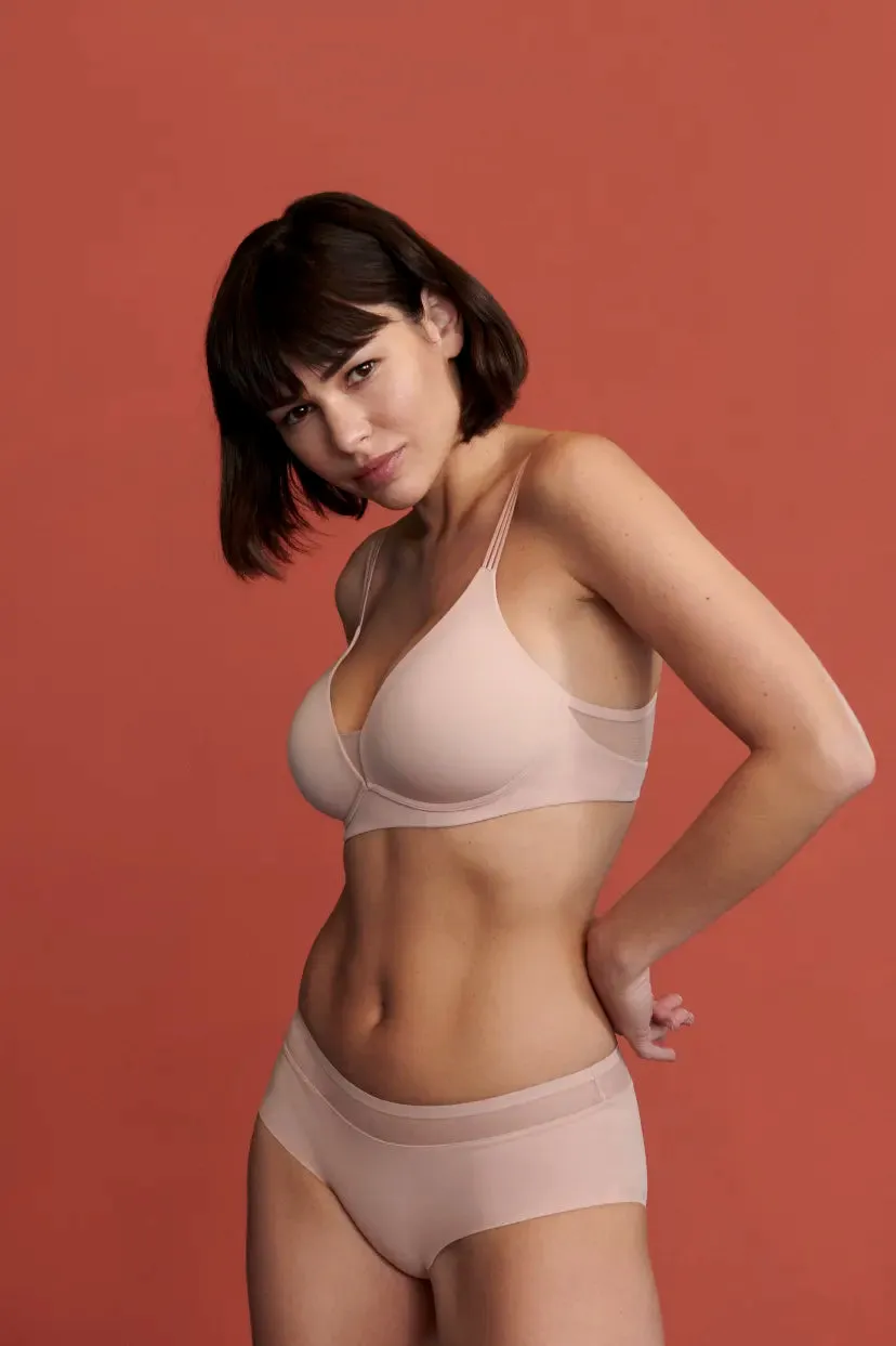 Marie Jo Louie Wireless