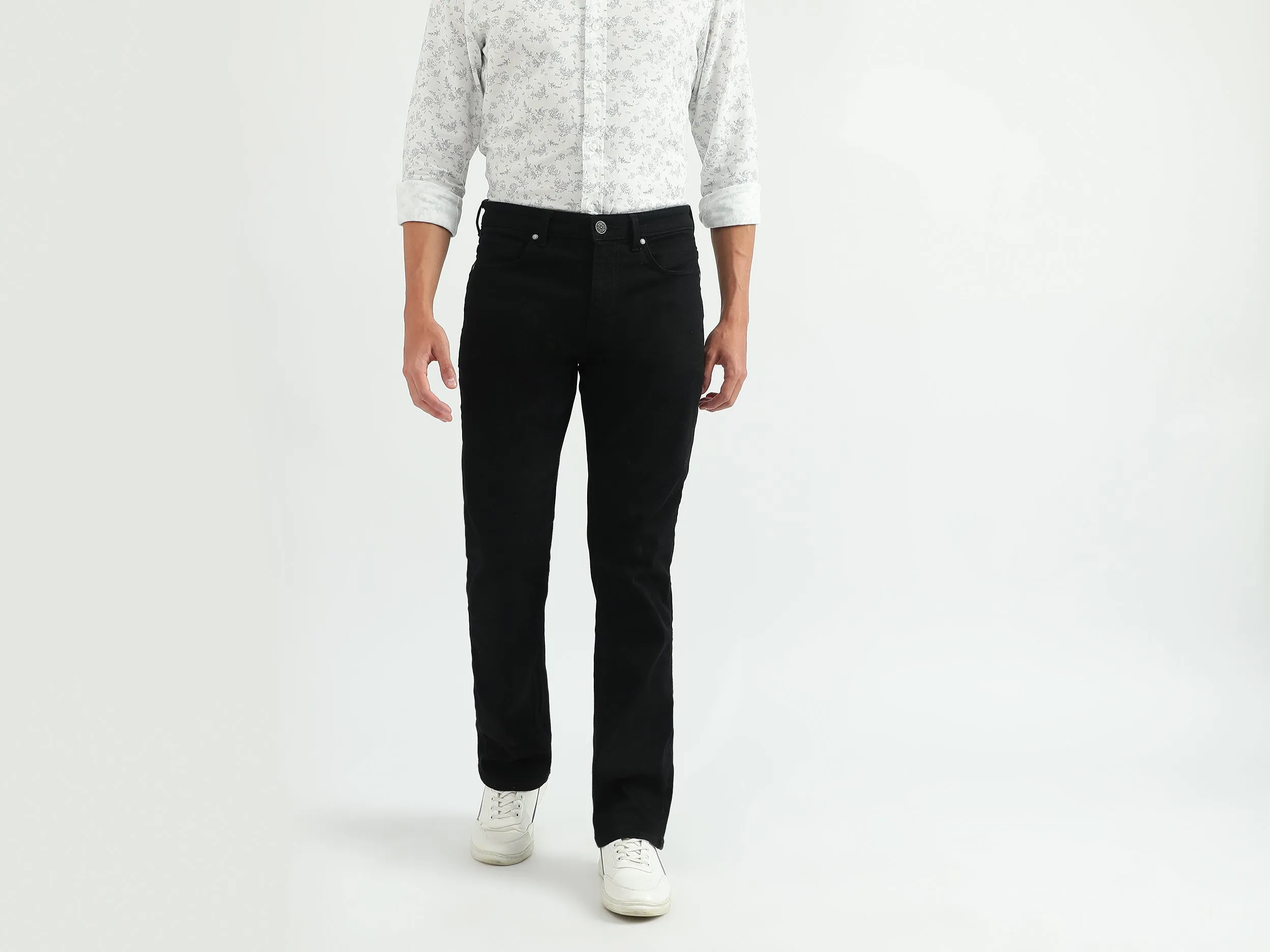 Men Solid Bootcut Jeans