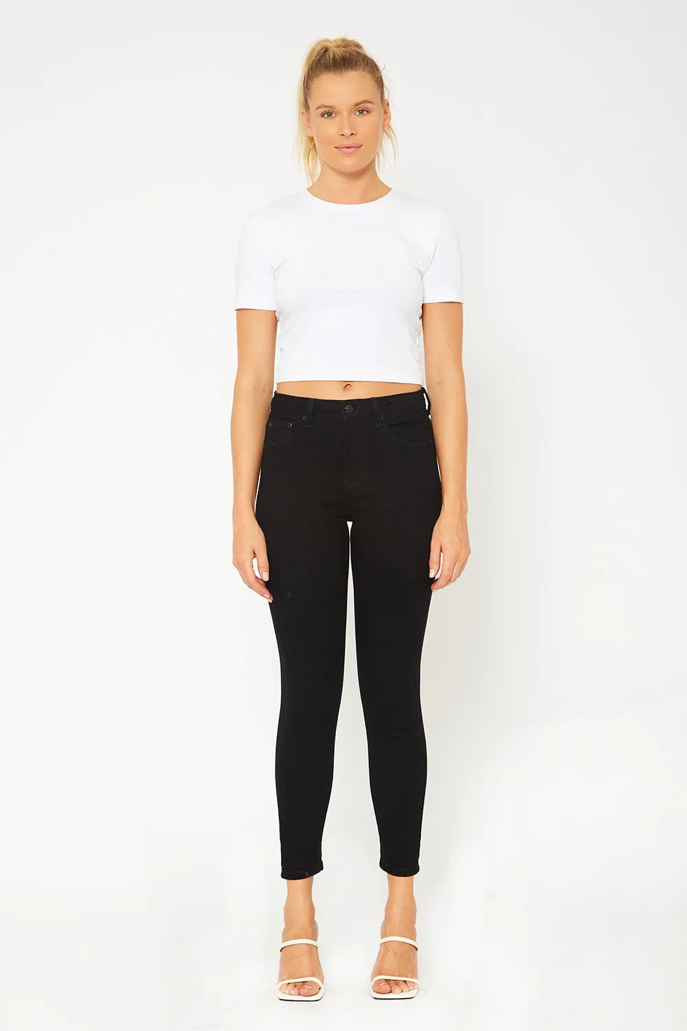 Mid-rise black skinny denim