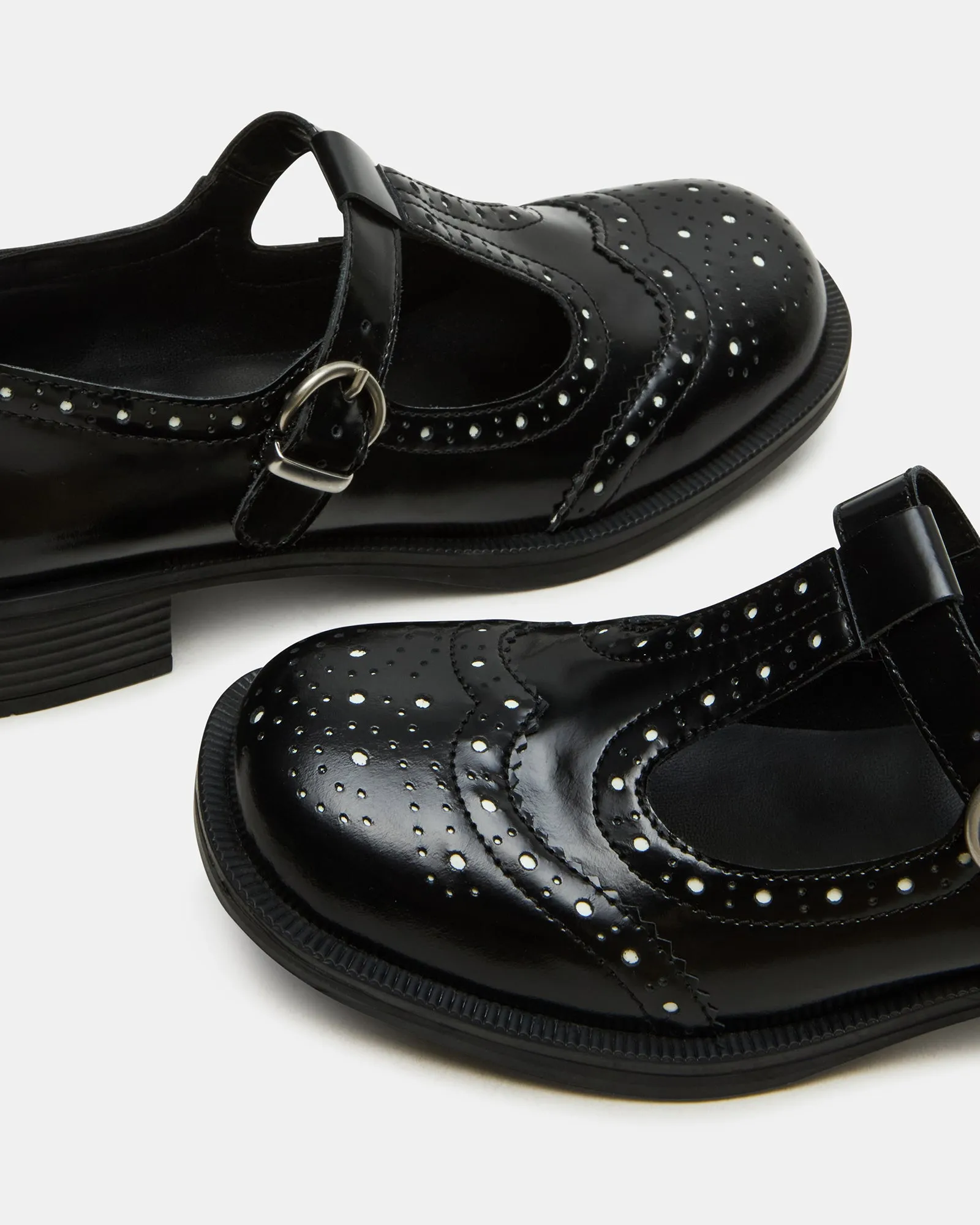 MONTAGE BLACK LEATHER