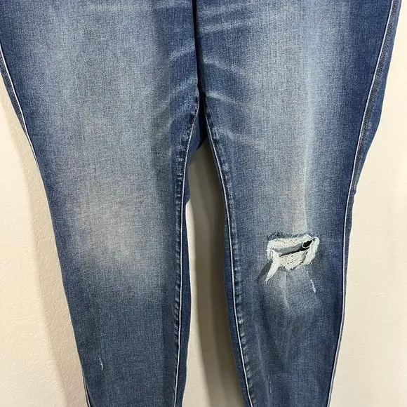 NWOT Lane Bryant High Rise Skinny Curvy Fit Distressed Jeans Size 22 Dark Wash