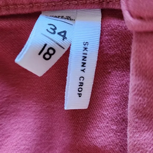 NWOT LOFT skinny crop jeans