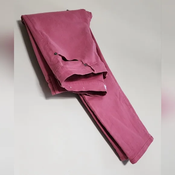 NWOT LOFT skinny crop jeans