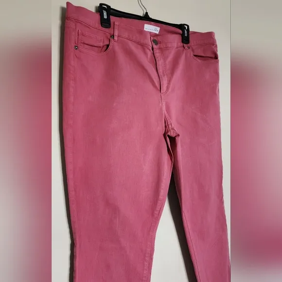 NWOT LOFT skinny crop jeans
