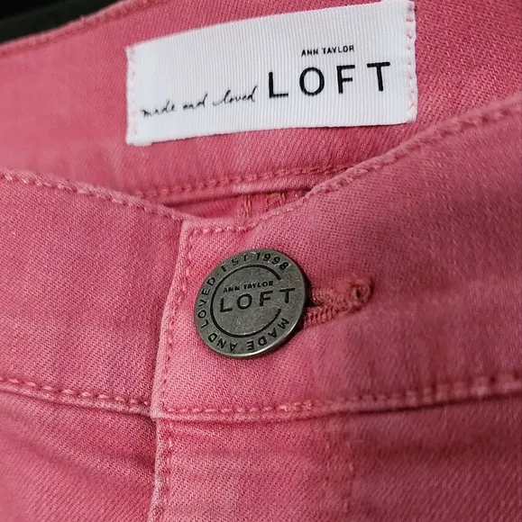 NWOT LOFT skinny crop jeans