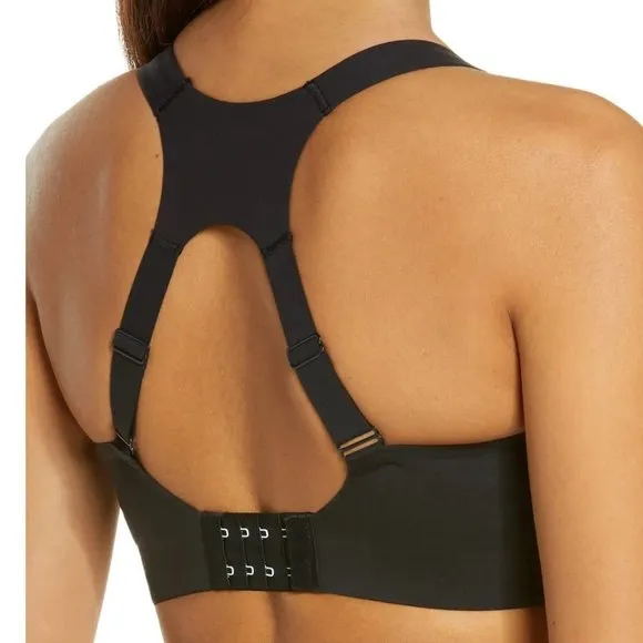 NWT - High Impact Wireless Sports Bra by Chantelle Lingerie  - Size: Small = 32C