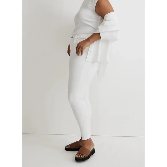 NWT Madewell 9&quot; Mid-Rise Skinny Crop Jeans in Pure White - Size 32