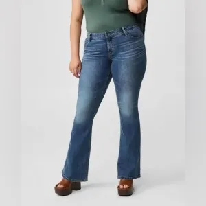 NWT Torrid High Rise Slim Bootcut Jeans in Blue Size 14S.