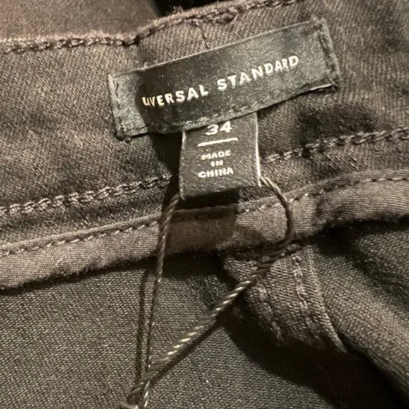 NWT - Universal Standard Seine High Rise Skinny Jeans 27 Inch - Black