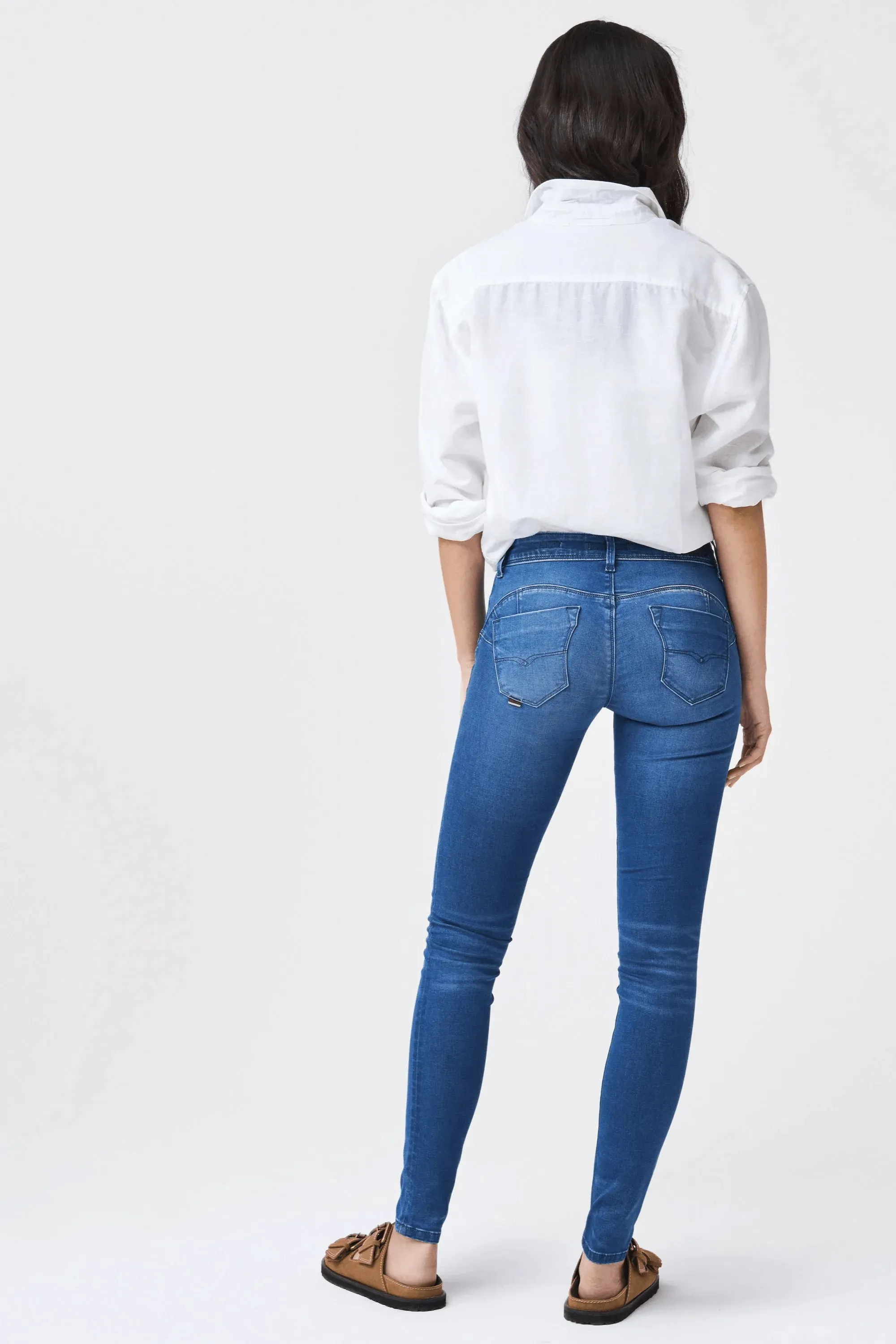 Pantalones vaqueros push up wonder skinny soft touch