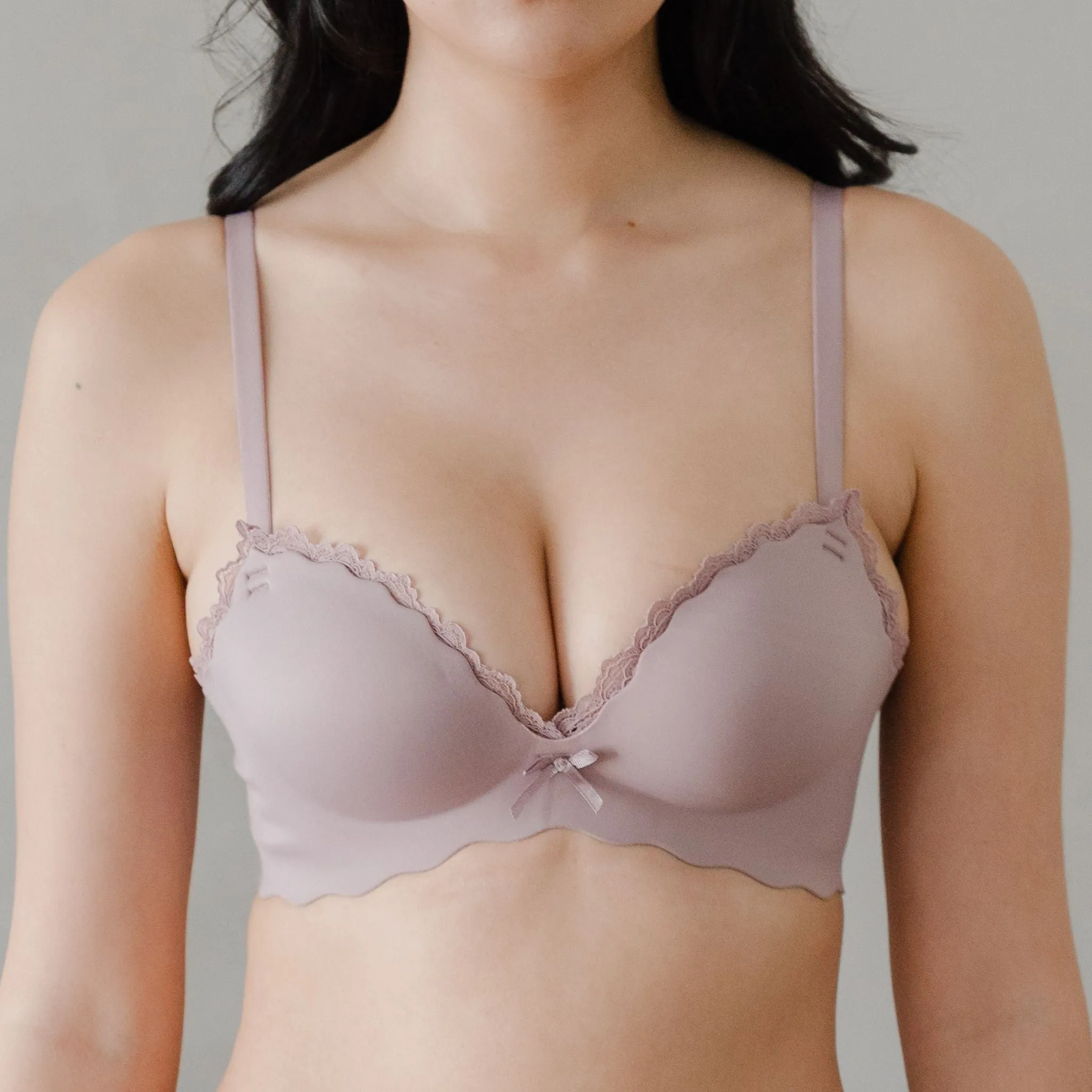 Perky Lift! Lash-Lace Seamless Push Up Wireless Bra in Sunset Plum