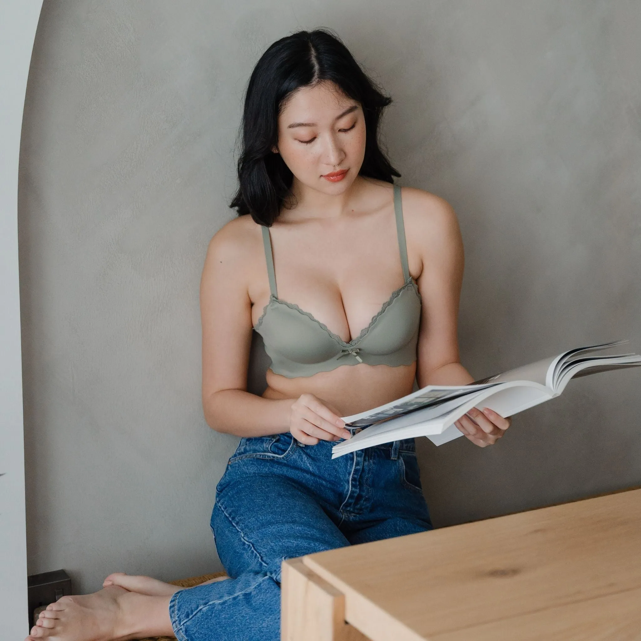 Perky Lift! Lash-Lace Seamless Push Up Wireless Bra in Sunset Sage