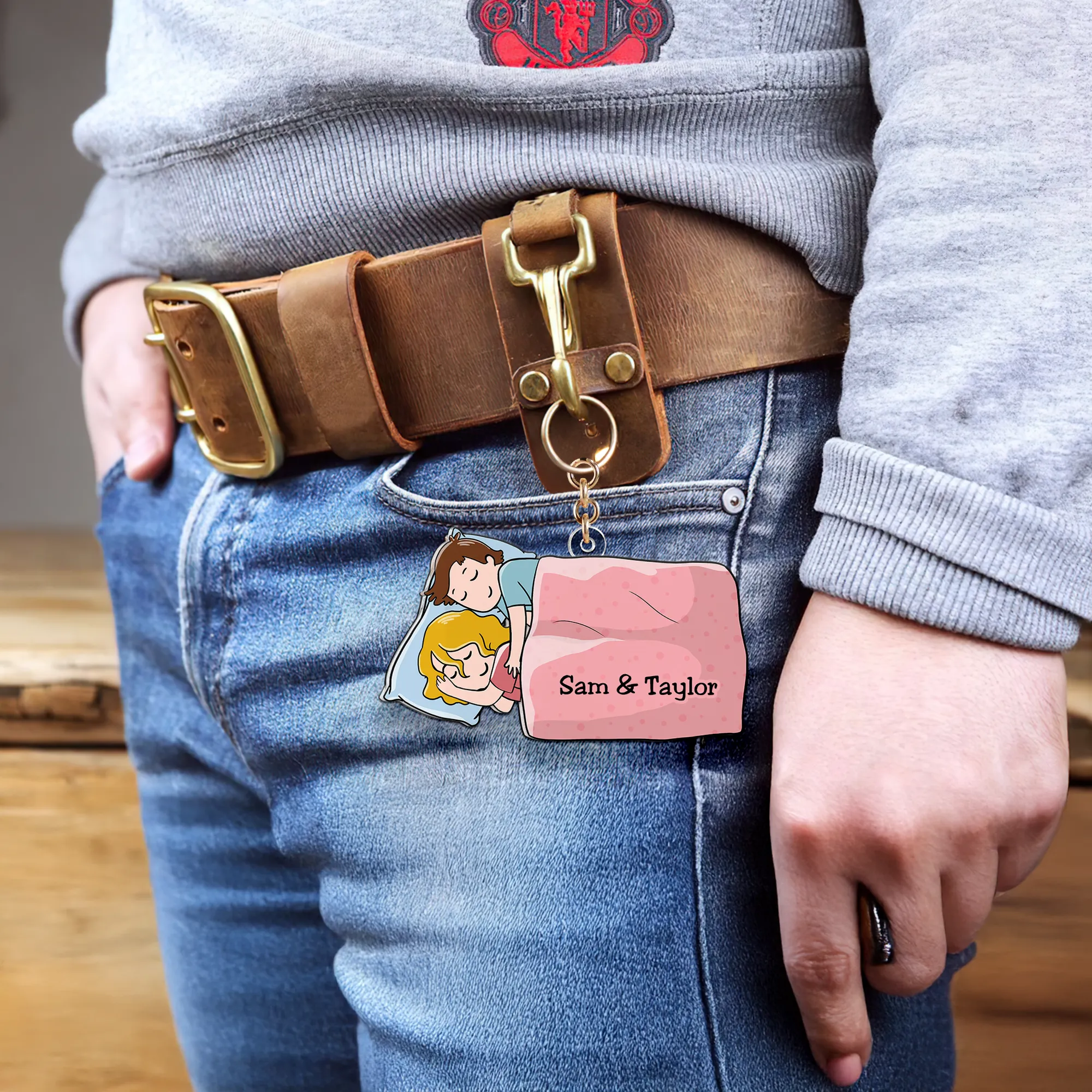 Personalized Gifts For Couple Keychain Couple Sleeping 01QHHU110225HH