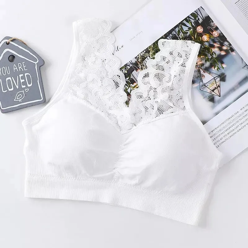 Plus Size Push-Up Sports Bra with Lace Detail