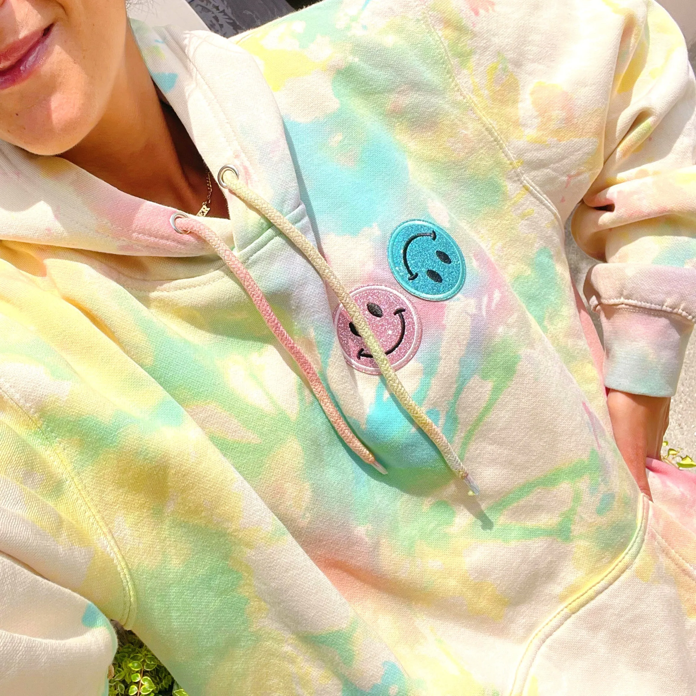 Rainbow Cream Smiley Patch Tie Dye Hoodie