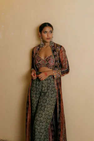 Rani Croptop Cape Set