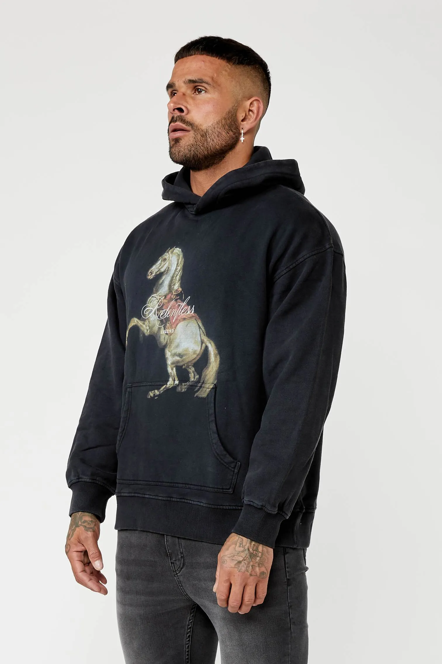 RELENTLESS GRAPHIC HOODIE - WASHED BLACK