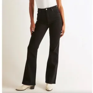 ROLLAS Dusters Bootcut Slim High Rise Jeans Comfort Jet Black {F30}